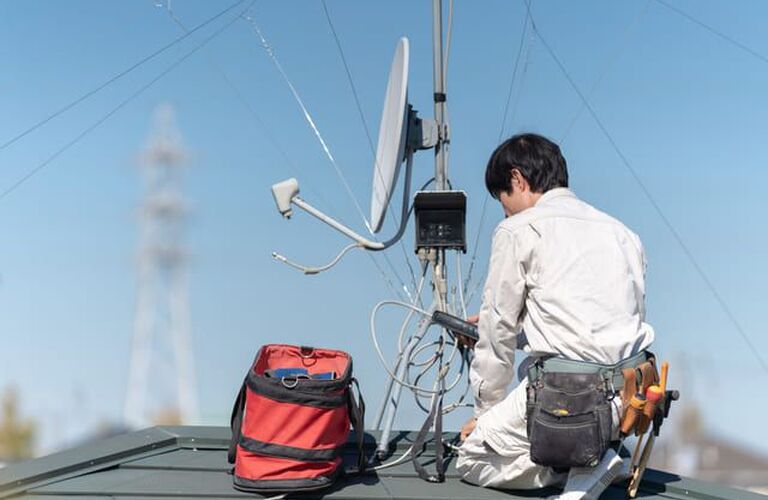 宝塚市でアンテナ工事の業者をお探しですか？｜地域密着の電気工事は株式会社山下商事