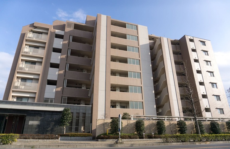 尼崎市のマンションなど集合住宅の電気工事やアンテナ工事｜地域密着の電気工事は株式会社山下商事